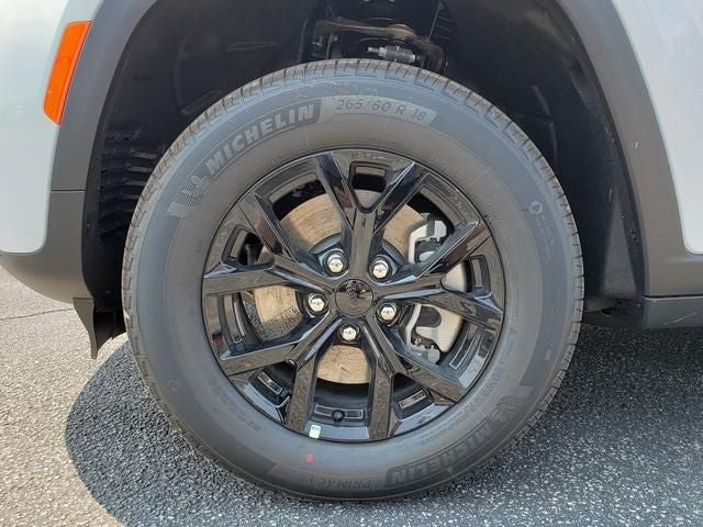 2026 Jeep Grand Cherokee GRAND CHEROKEE L LAREDO ALTITUDE 4X4