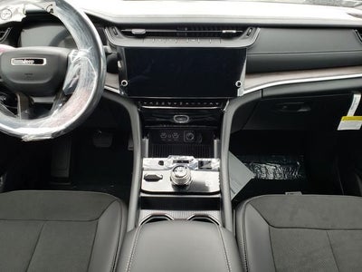 2026 Jeep Grand Cherokee GRAND CHEROKEE L LAREDO ALTITUDE 4X4