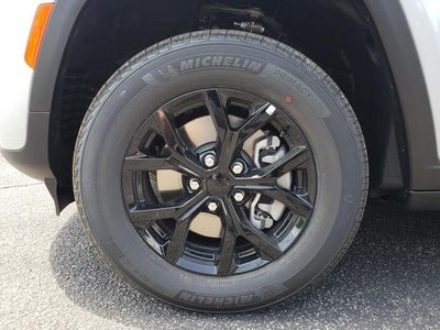 2026 Jeep Grand Cherokee GRAND CHEROKEE L LAREDO ALTITUDE 4X4