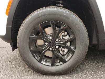2026 Jeep Grand Cherokee GRAND CHEROKEE L LAREDO ALTITUDE 4X4