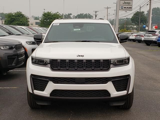 2026 Jeep Grand Cherokee GRAND CHEROKEE L LAREDO ALTITUDE 4X4