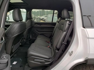 2026 Jeep Grand Cherokee GRAND CHEROKEE L LAREDO ALTITUDE 4X4