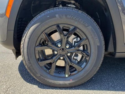 2026 Jeep Grand Cherokee GRAND CHEROKEE L LAREDO ALTITUDE 4X4