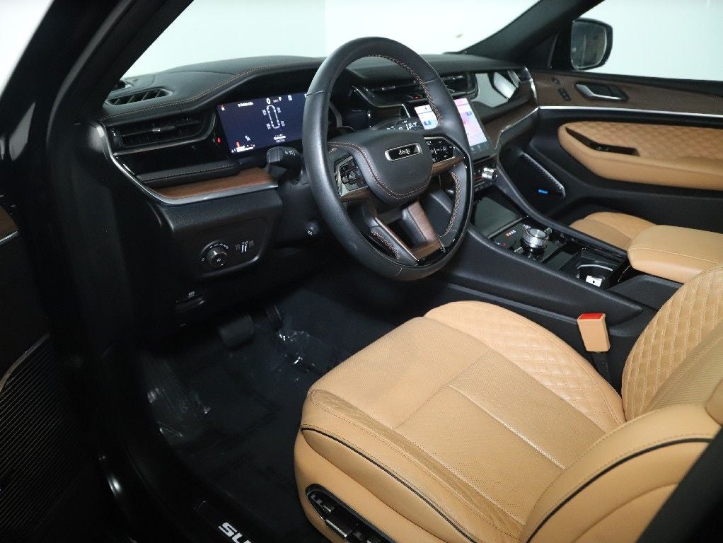 2025 Jeep Grand Cherokee L Summit 4x4