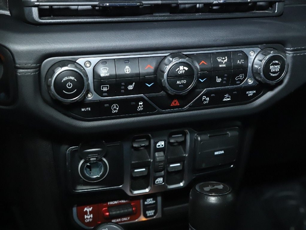 2024 Jeep Wrangler 4-Door Recon 4x4