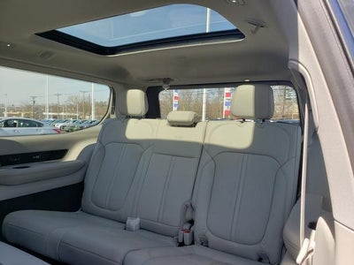 2024 Jeep Grand Wagoneer Base