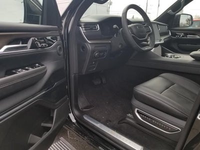 2024 Jeep Grand Wagoneer Base