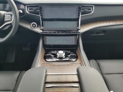 2024 Jeep Grand Wagoneer Base