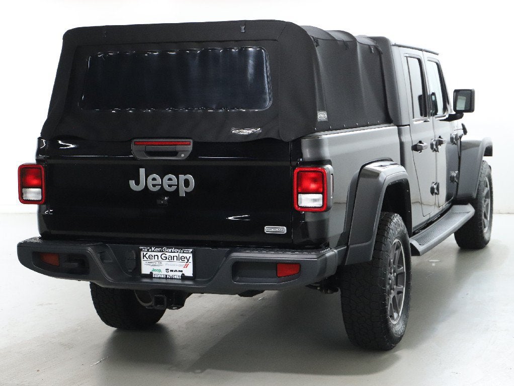 2022 Jeep Gladiator Overland 4x4