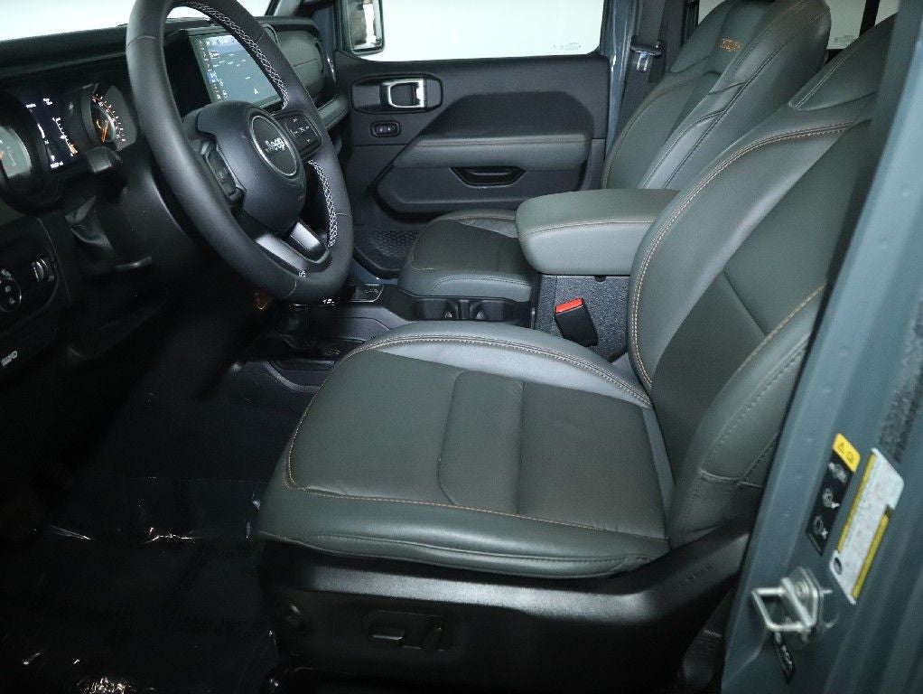 2025 Jeep Gladiator Mojave X