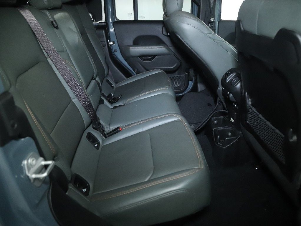 2025 Jeep Gladiator Mojave X