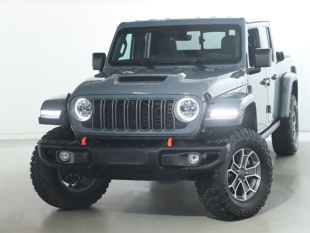 2025 Jeep Gladiator Mojave X