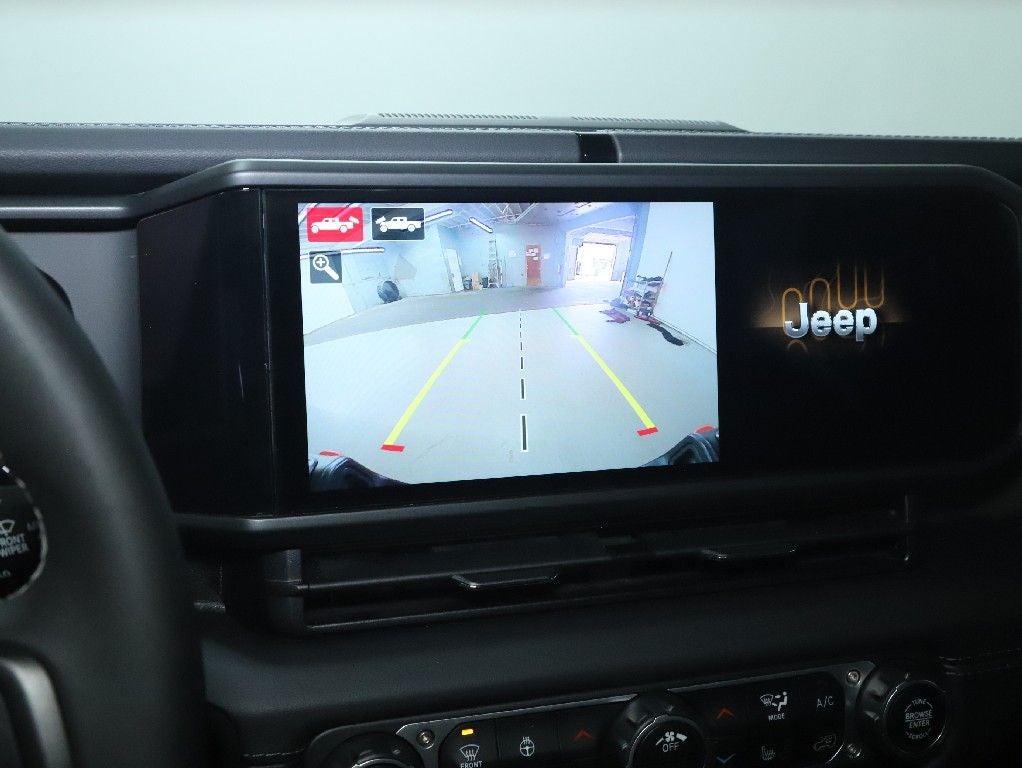 2025 Jeep Gladiator Mojave X