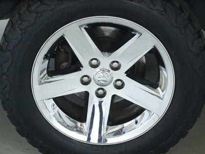 2017 RAM 1500 Express Quad Cab 4x4 6'4' Box