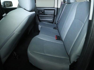 2017 RAM 1500 Express Quad Cab 4x4 6'4' Box