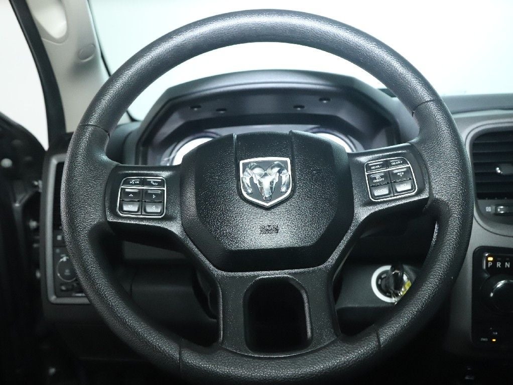 2017 RAM 1500 Express Quad Cab 4x4 6'4' Box