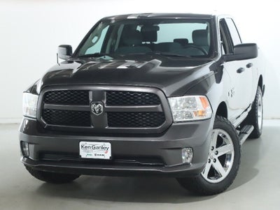 2017 RAM 1500 Express Quad Cab 4x4 6'4' Box