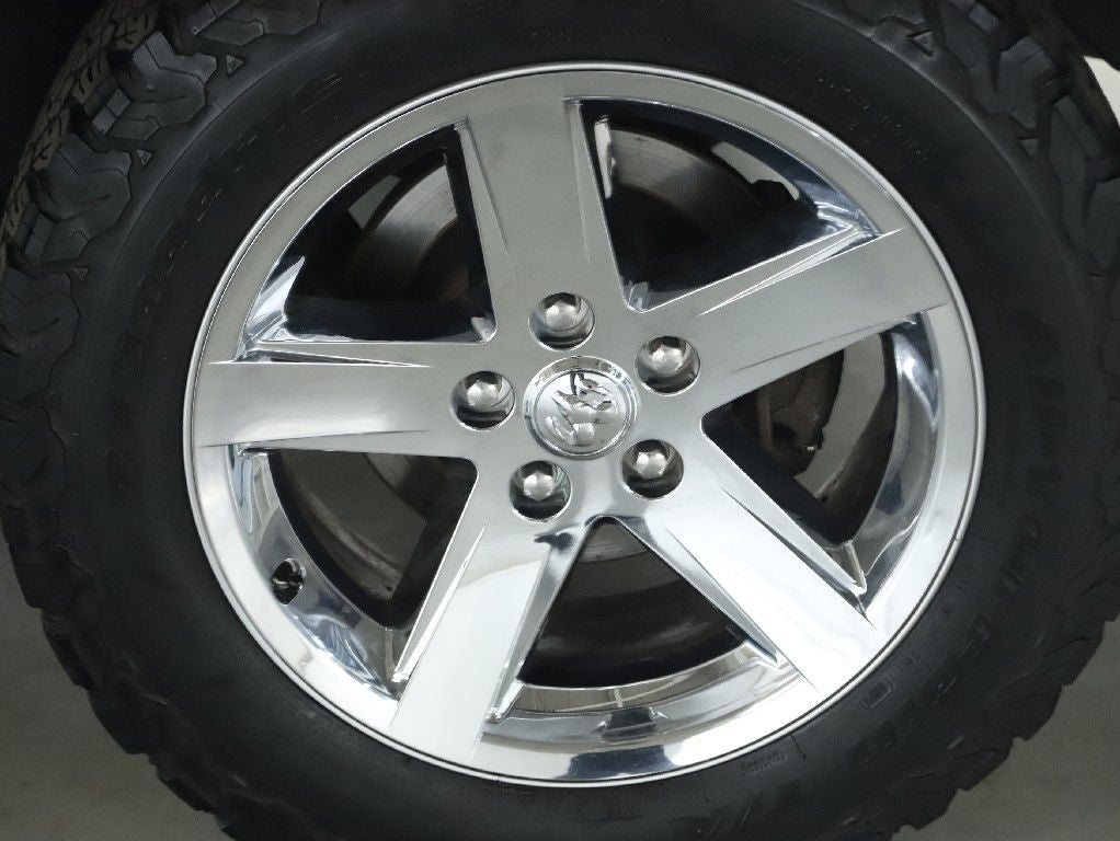 2017 RAM 1500 Express Quad Cab 4x4 6'4' Box