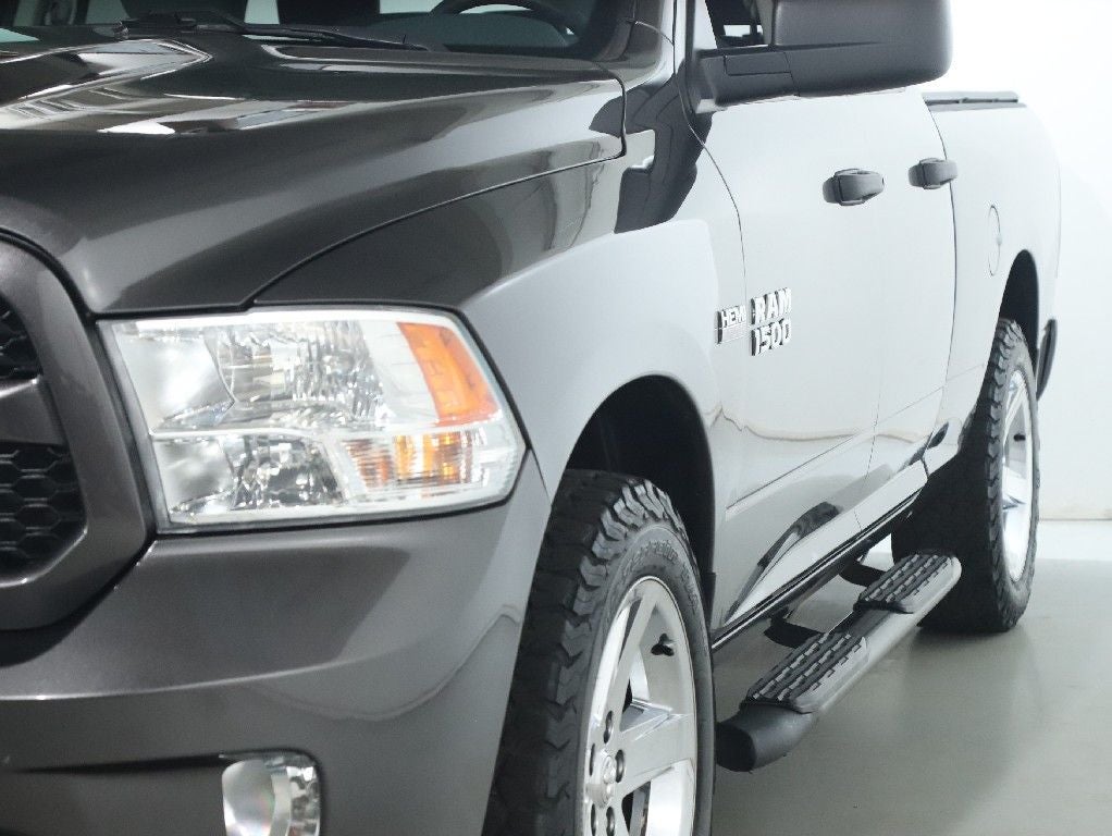 2017 RAM 1500 Express Quad Cab 4x4 6'4' Box