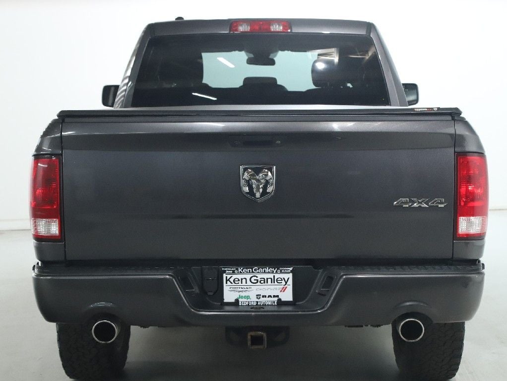 2017 RAM 1500 Express Quad Cab 4x4 6'4' Box