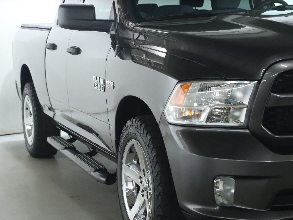 2017 RAM 1500 Express Quad Cab 4x4 6'4' Box