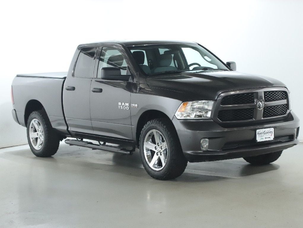 2017 RAM 1500 Express Quad Cab 4x4 6'4' Box