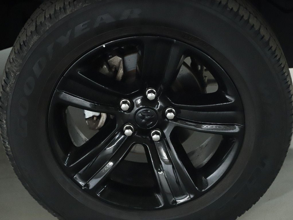 2024 RAM 1500 Classic Warlock Crew Cab 4x4 5'7' Box