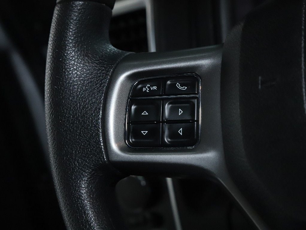 2024 RAM 1500 Classic Warlock Crew Cab 4x4 5'7' Box