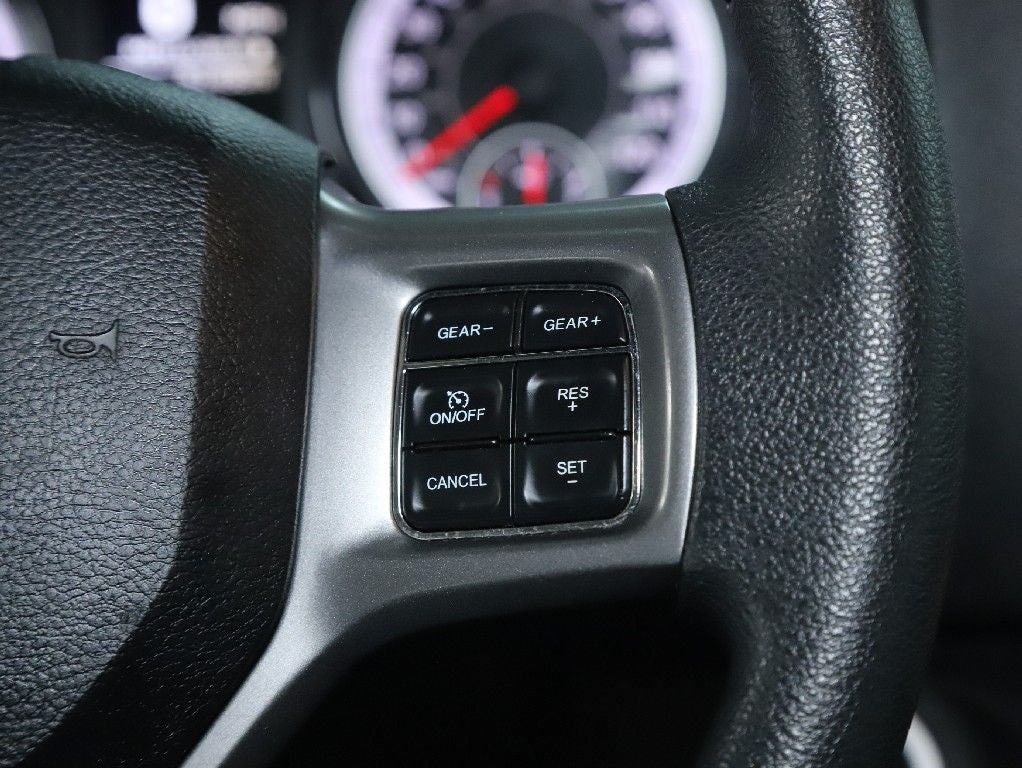 2024 RAM 1500 Classic Warlock Crew Cab 4x4 5'7' Box