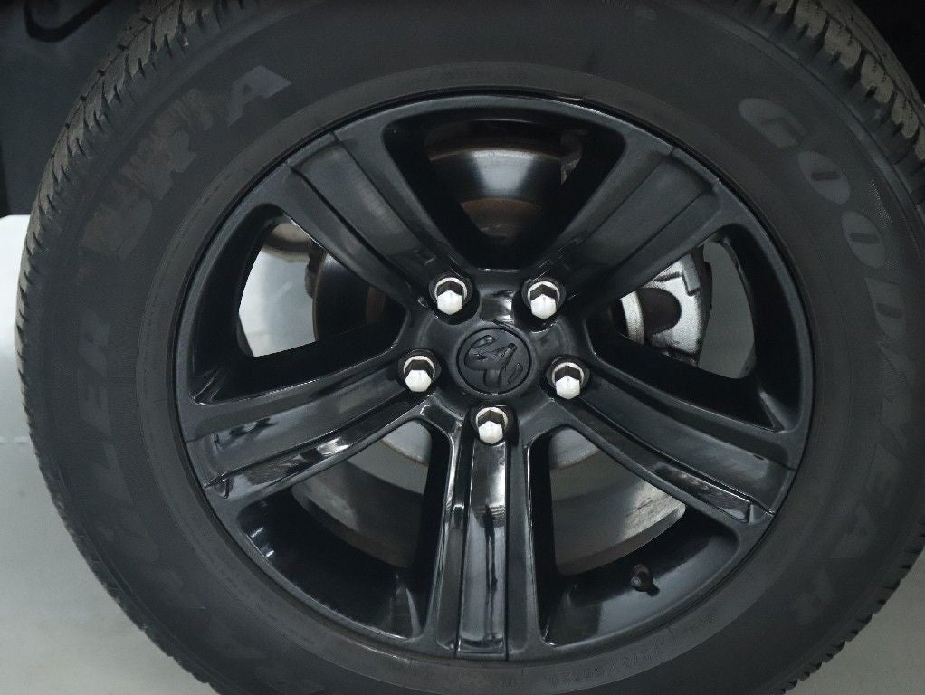 2024 RAM 1500 Classic Warlock Crew Cab 4x4 5'7' Box