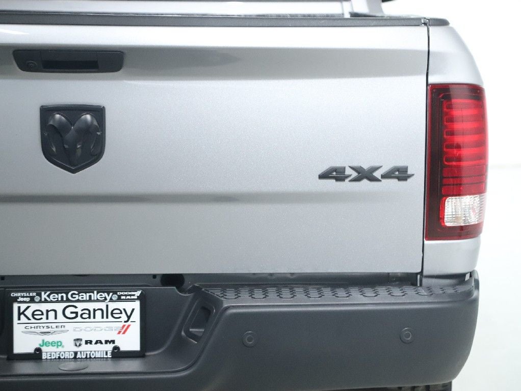 2024 RAM 1500 Classic Warlock Crew Cab 4x4 5'7' Box