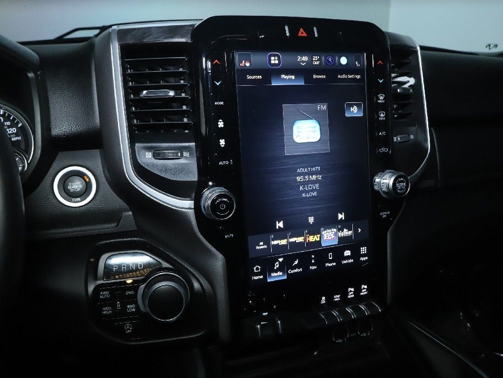 2023 RAM 1500 Big Horn Quad Cab 4x4 6'4' Box