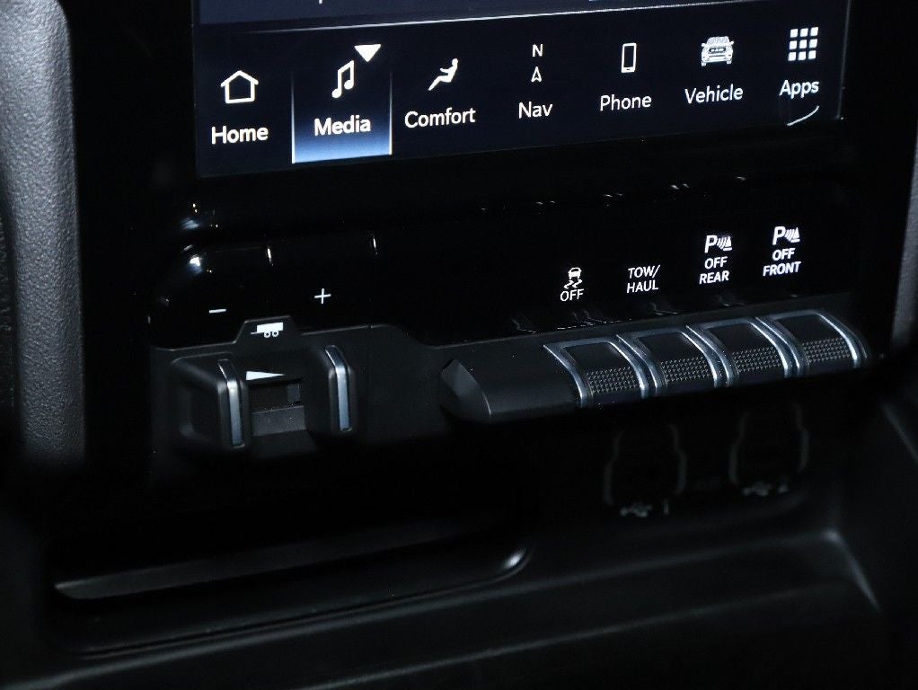 2023 RAM 1500 Big Horn Quad Cab 4x4 6'4' Box