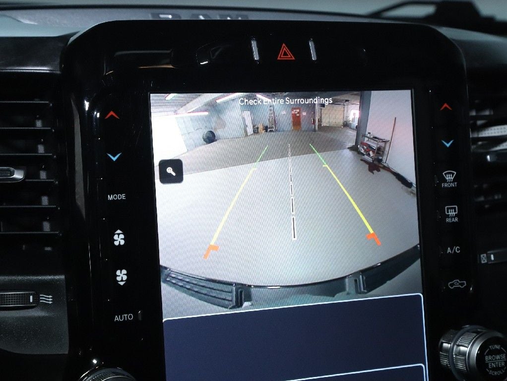 2023 RAM 1500 Big Horn Quad Cab 4x4 6'4' Box