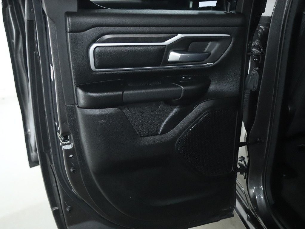 2022 RAM 1500 Big Horn Quad Cab 4x4 6'4' Box