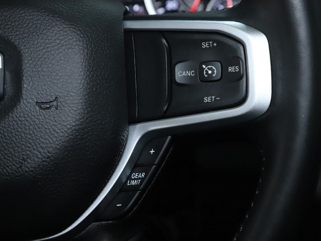 2022 RAM 1500 Big Horn Quad Cab 4x4 6'4' Box