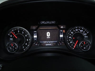 2022 RAM 1500 Big Horn Quad Cab 4x4 6'4' Box