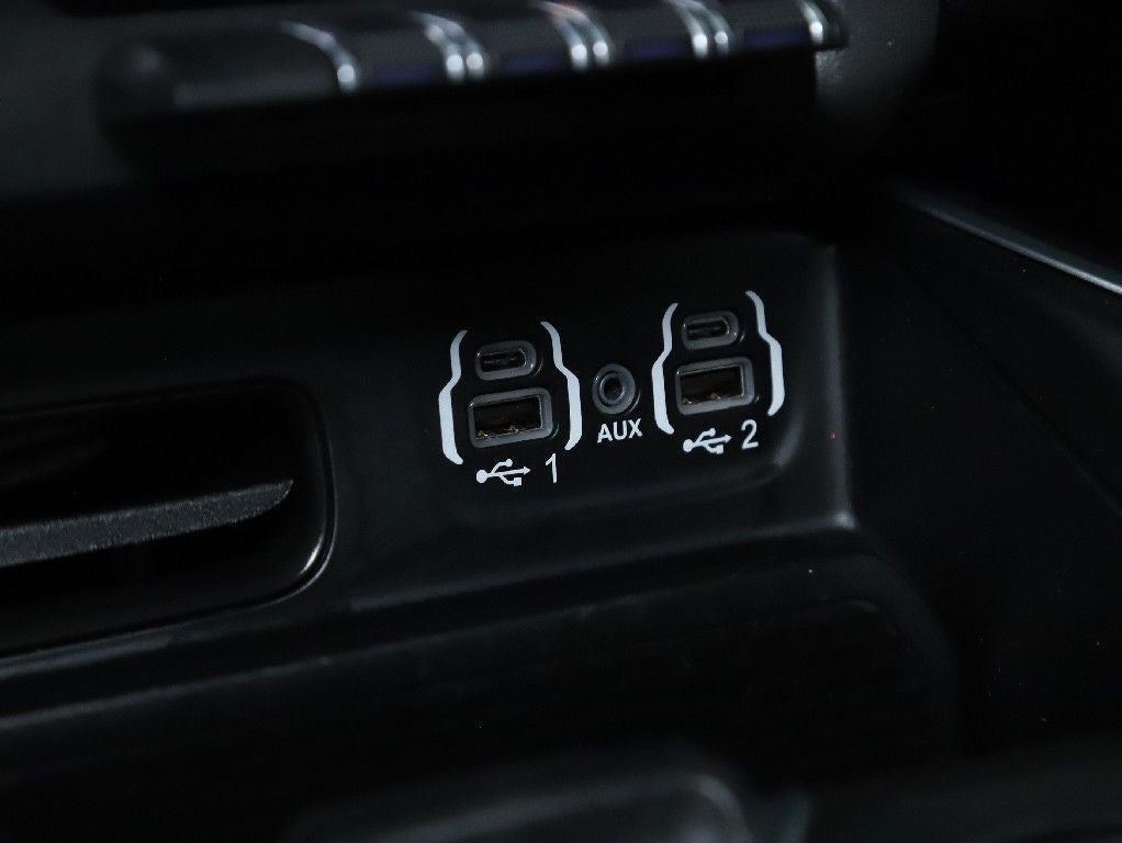 2022 RAM 1500 Big Horn Quad Cab 4x4 6'4' Box