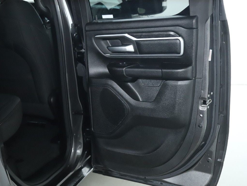 2022 RAM 1500 Big Horn Quad Cab 4x4 6'4' Box