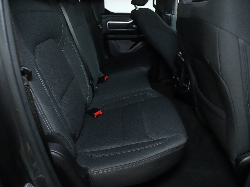 2022 RAM 1500 Big Horn Quad Cab 4x4 6'4' Box