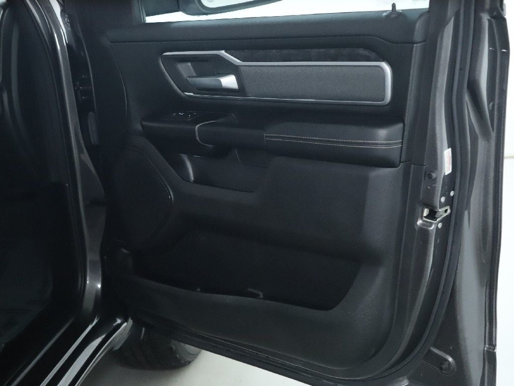 2022 RAM 1500 Big Horn Quad Cab 4x4 6'4' Box