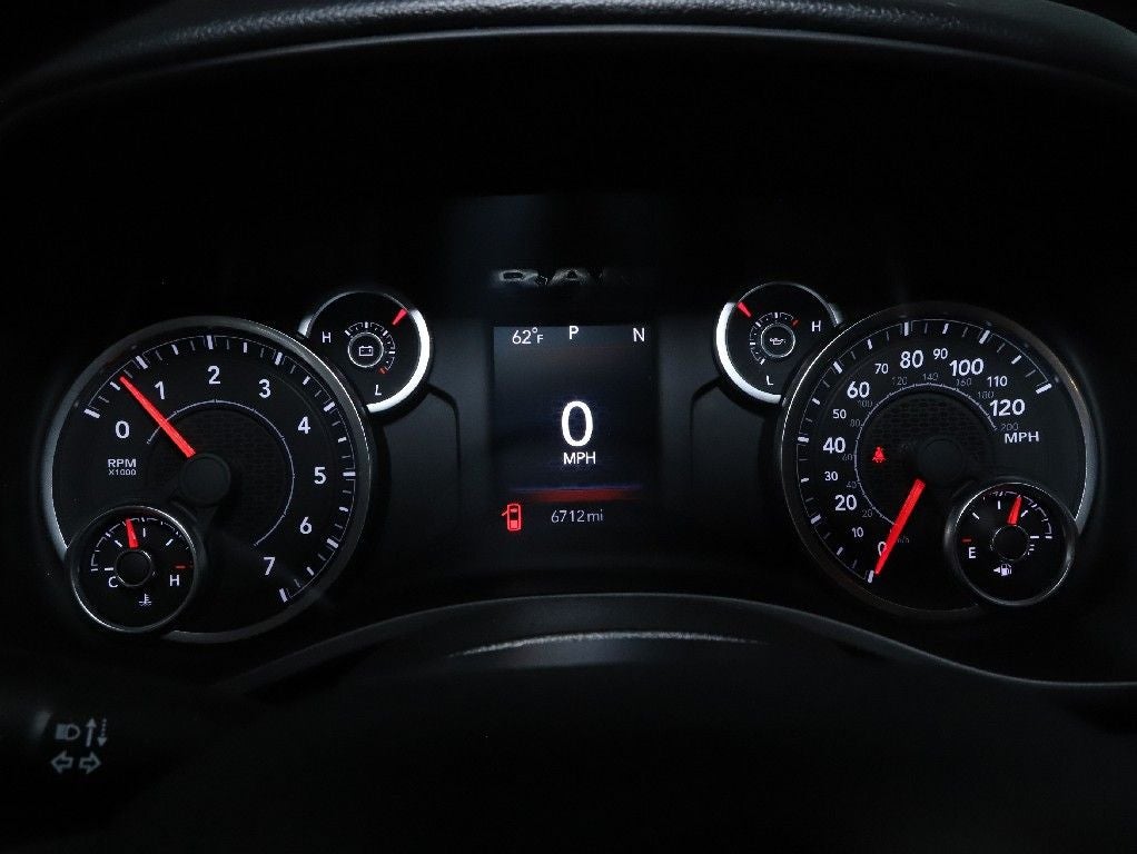 2025 RAM 1500 Big Horn Crew Cab 4x4 5'7' Box