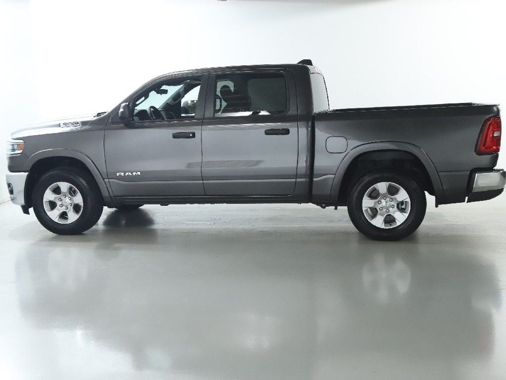 2025 RAM 1500 Big Horn Crew Cab 4x4 5'7' Box