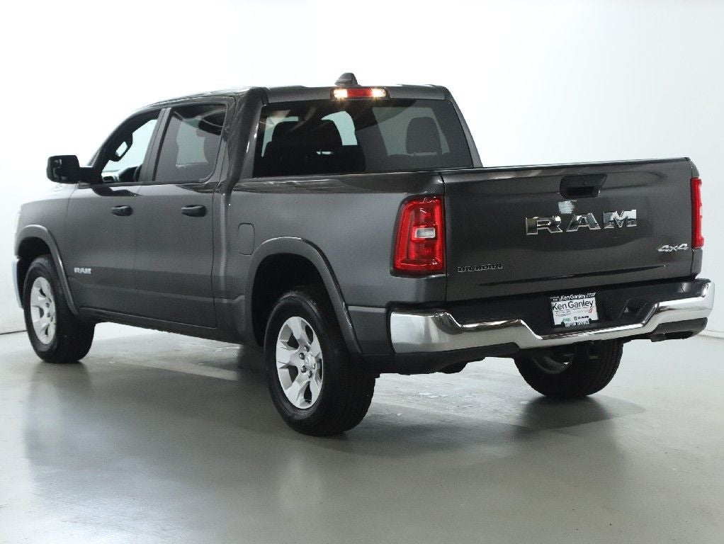 2025 RAM 1500 Big Horn Crew Cab 4x4 5'7' Box