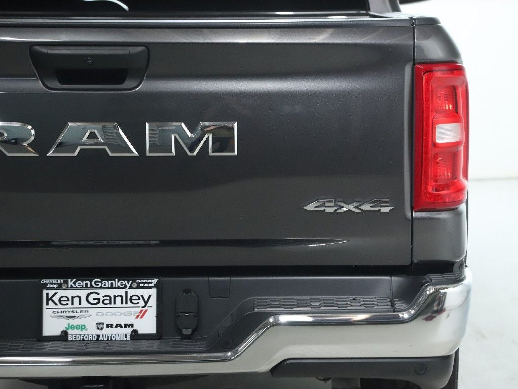 2025 RAM 1500 Big Horn Crew Cab 4x4 5'7' Box