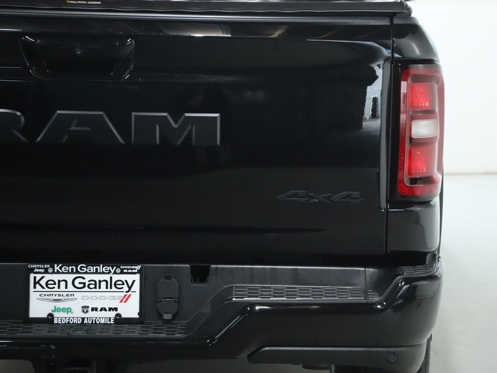2025 RAM 1500 Big Horn Crew Cab 4x4 5'7' Box