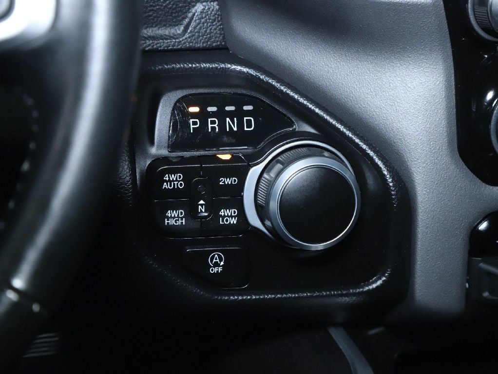 2022 RAM 1500 Big Horn Crew Cab 4x4 5'7' Box