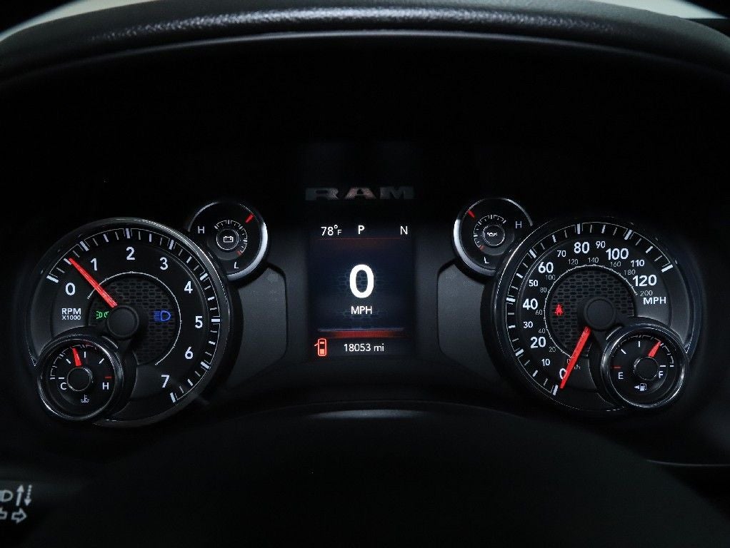 2024 RAM 1500 Big Horn Crew Cab 4x4 5'7' Box