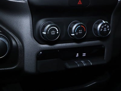 2024 RAM 1500 Big Horn Crew Cab 4x4 5'7' Box