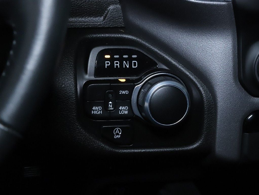 2024 RAM 1500 Big Horn Crew Cab 4x4 5'7' Box